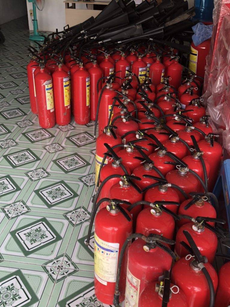 NẠP BÌNH CHỮA CHÁY ĐỒNG NAI - THIẾT BỊ PCCC ĐỒNG NAI Nạp bình chữa cháy tại hố nai